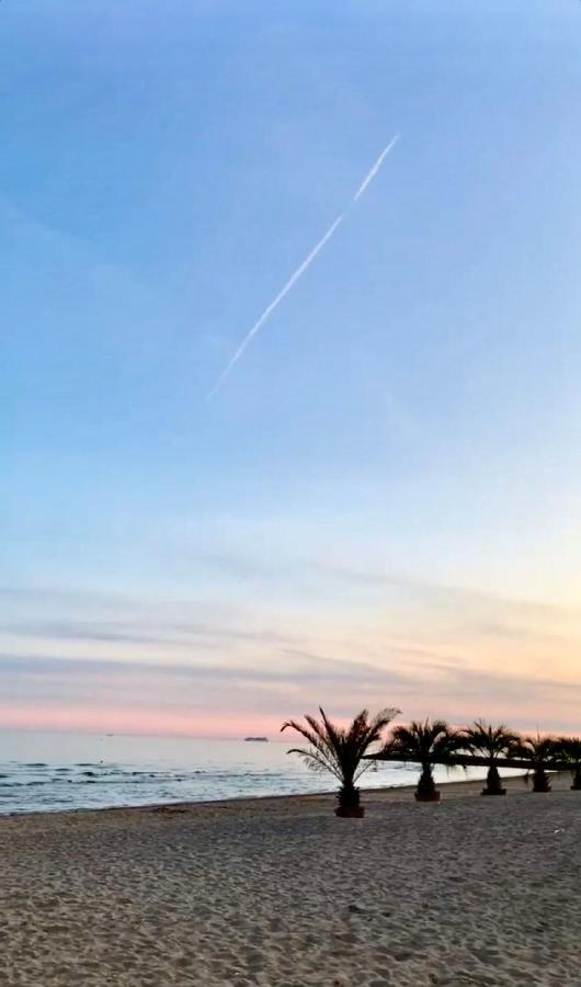 Apartamento Dream On The Beach Cavallino-Treporti Exterior foto